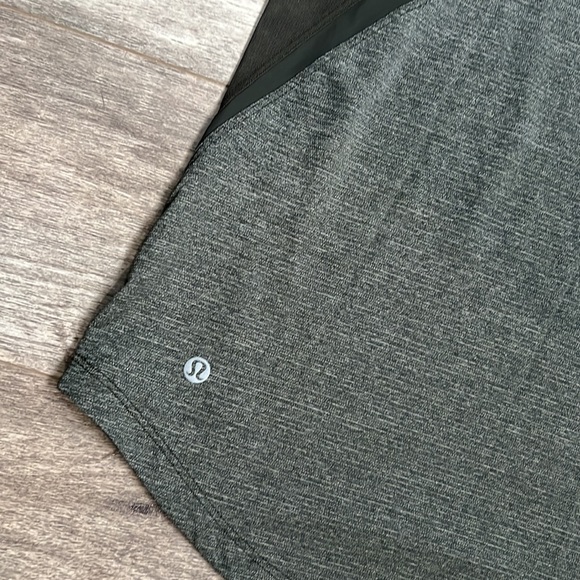 Lululemon Tank - Picture 4 of 5